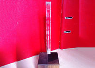 Tasse en cristal claire du trophée K9 avec la base et le logo et les mots en bois de sablage