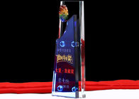 Le verre bleu d'affaires attribue des trophées de tasses, trophées en verre faits sur commande