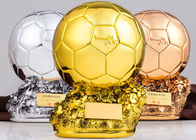 Application matérielle de concurrence de Sporsts du football de récompense du football de résine faite sur commande de trophées