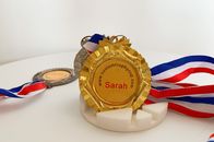 Médailles gravées en alliage de zinc de sports de service d'esthétique industrielle du ruban 3D