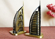 Modèle de renommée mondiale de bâtiment de cadeaux de métier de DIY plaqué par bronze d'hôtel d'Arabe d'Al de Burj