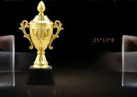 Type plaqué par or tasse en plastique de trophée, trophée fait sur commande de tasse de sports de logo